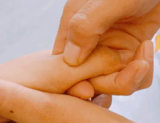 按制污穴作用因人而异