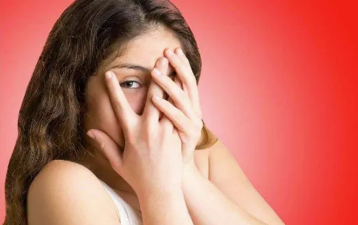 有例假的人会是石女吗，石女能过夫妻生活吗