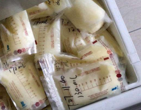 [冻母乳营养比配方奶粉高]